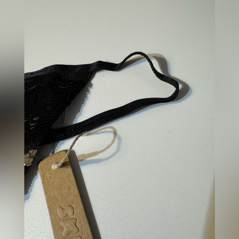 Skims Sequin String Thong S - Picture 5 of 8
